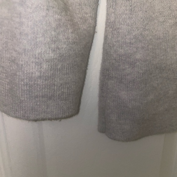 gray square neck polo sweater -GREAT CONDITION- - Picture 4 of 5